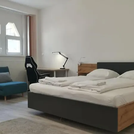 Beliz4 Ac Pretty In Party District Apartment *
